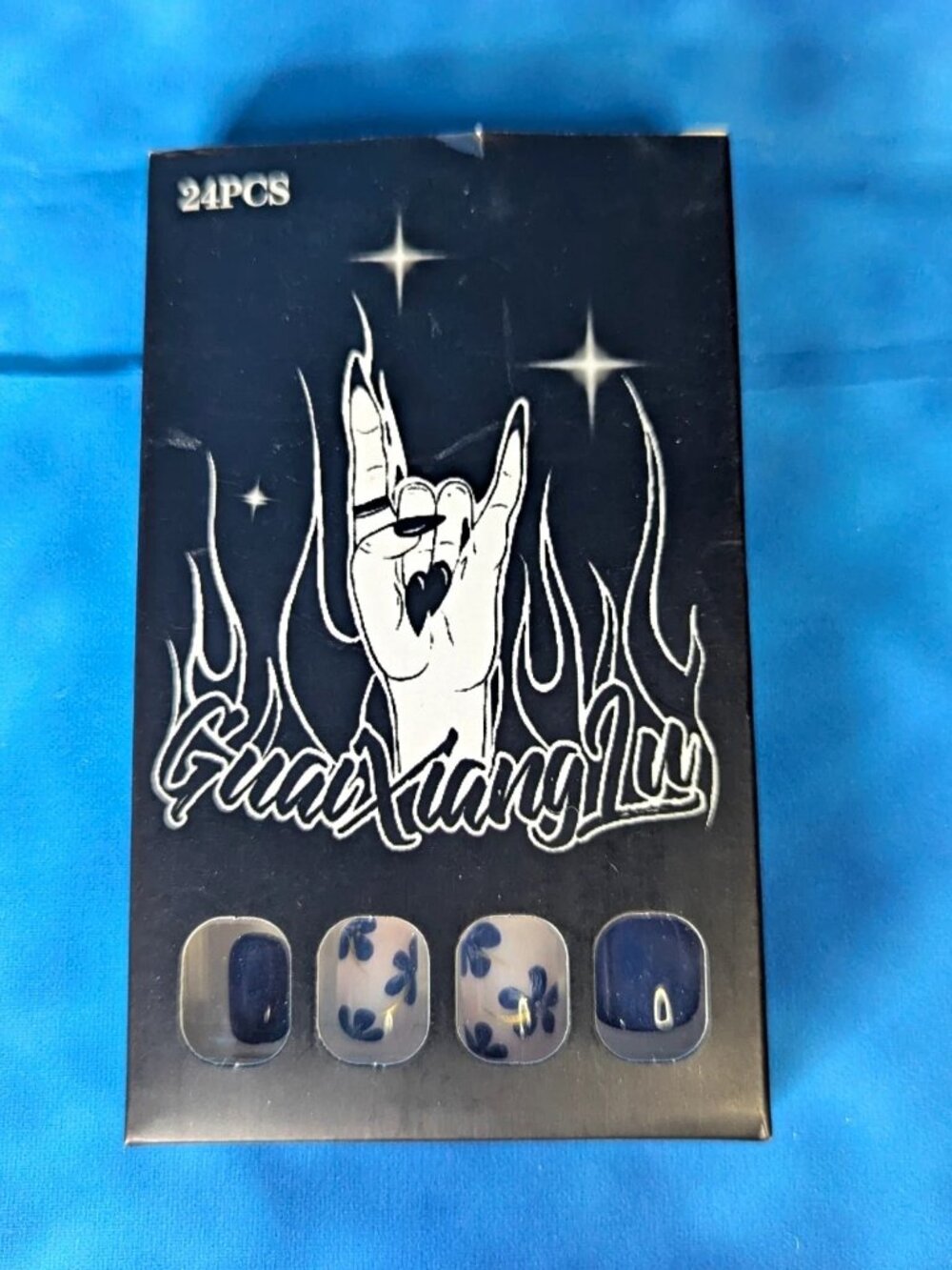 New Open Box Press on Nails Short Square Navy Floral 24 Pieces Nails ONLY